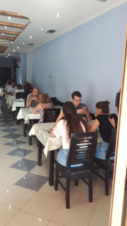 Hotel Restaurant Globi เวลิโปเยอ ภายนอก รูปภาพ